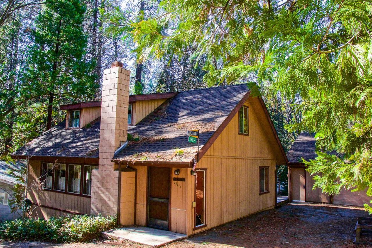 Lancaster Cabin Bass Lake Dış mekan fotoğraf